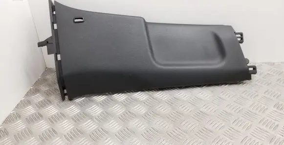 Volkswagen Jetta VI (B) pillar trim (bottom) 5C6867292