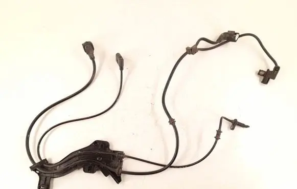 Mercedes-Benz C W205 ABS rear brake sensor 2059058503 2055404006