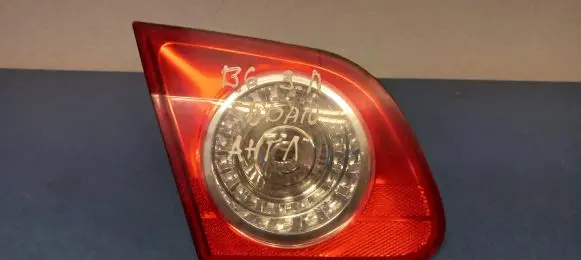 Volkswagen PASSAT B6 Tailgate rear/tail lights 273001
