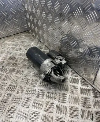 Volkswagen PASSAT B5 Starter motor