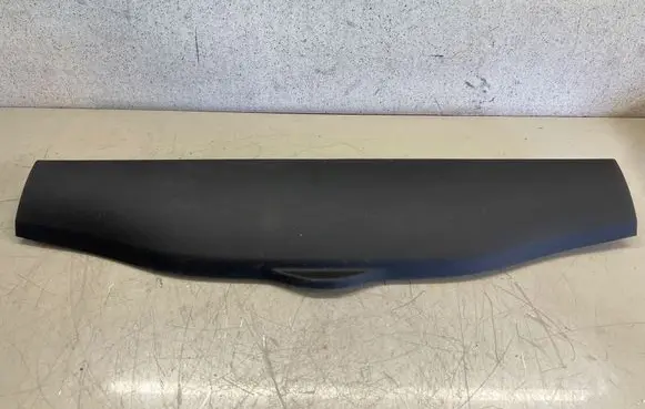 Renault Kadjar Tailgate trim 909047230 156088050