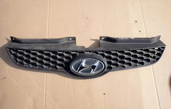Hyundai Matrix Front grill
