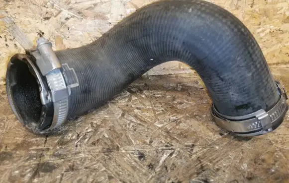 Audi A4 S4 B7 8E 8H Intercooler hose/pipe 8E0145790G