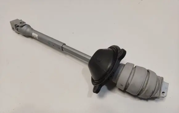 BMW i4 Steering column universal joint 6862089