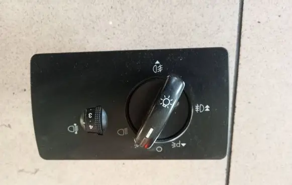 Ford C-MAX I Light switch 4S7T13A024BA