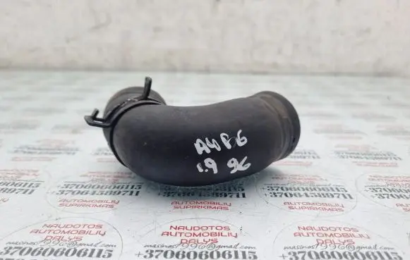 Audi A4 S4 B6 8E 8H Engine coolant pipe/hose