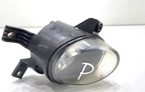 Audi A4 S4 B7 8E 8H Front fog light 8E0941700C