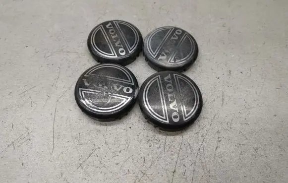 Volvo S60 Original wheel cap 8646379