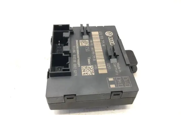 Audi Q7 4L Door control unit/module 8K0959795B 4F0959795M