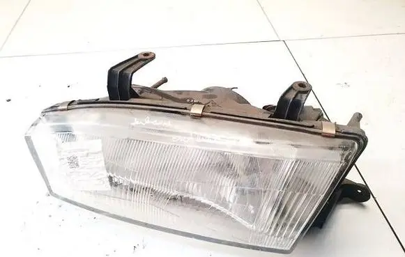 Subaru Outback Headlight/headlamp 10020580 100-20580