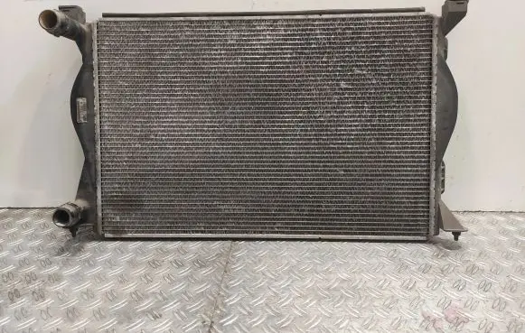 Audi A6 S6 C6 4F Coolant radiator 4F0121251Q