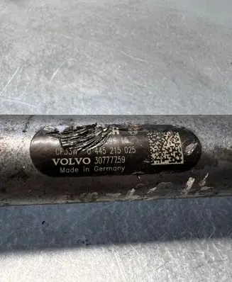 Volvo XC90 Fuel main line pipe 31216313