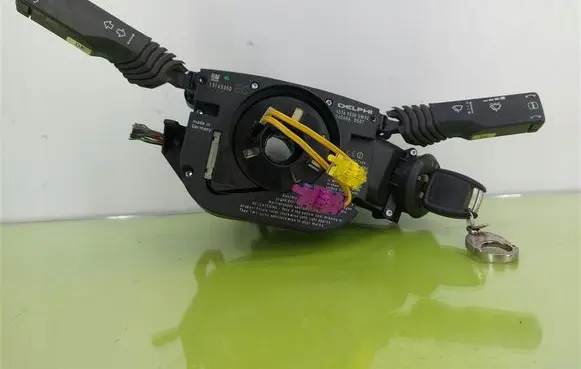 Opel Vectra C Indicator stalk 13165350