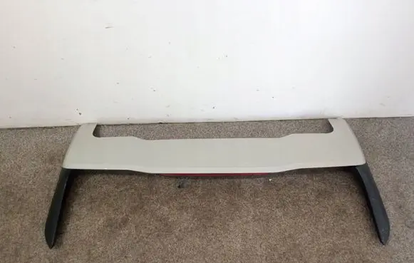 Dacia Duster III Rear window tailgate spoiler 