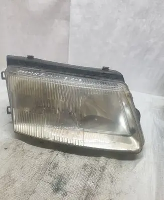 Volkswagen PASSAT B5 Headlight/headlamp 205079B