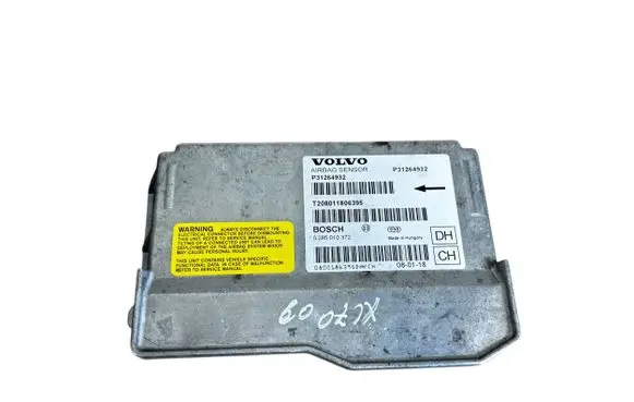 Volvo XC70 Airbag control unit/module P31264932 T208011806395 0285010372