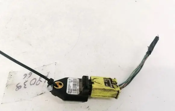 Dodge Caliber Airbag deployment crash/impact sensor P04896065AA