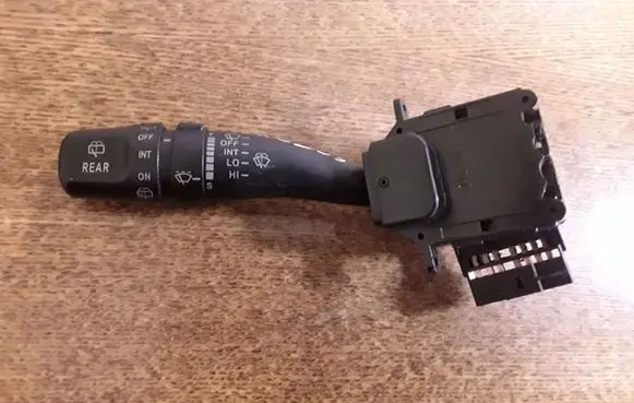 KIA Sorento Wiper control stalk SAEQB98