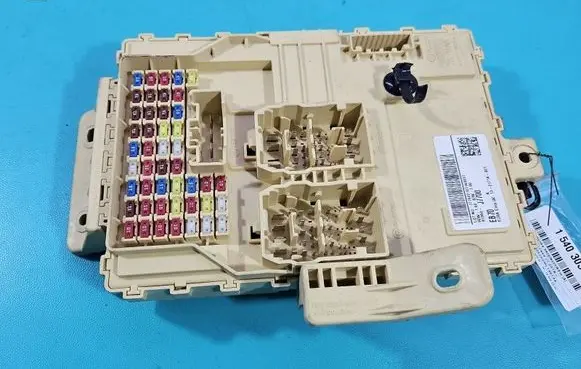 KIA Ceed Fuse box set 91953J7700 IMPRK1540303