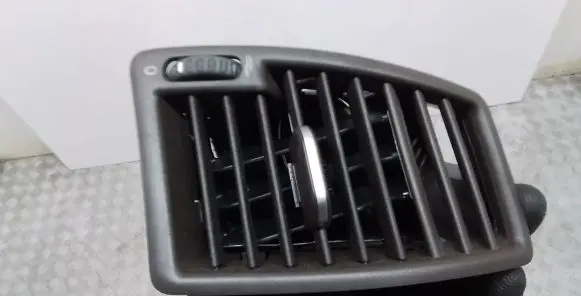 Volvo XC90 Dashboard side air vent grill/cover trim 3409399