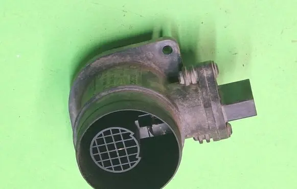 Volkswagen Caddy Mass air flow meter 0281002531