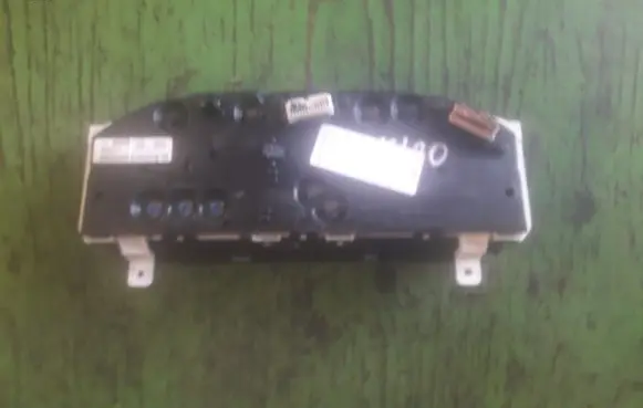 Nissan Primera Speedometer (instrument cluster)