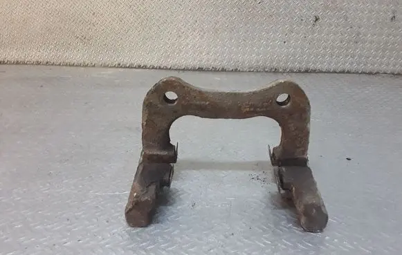 Renault Megane III Brake caliper pad carrier rear 