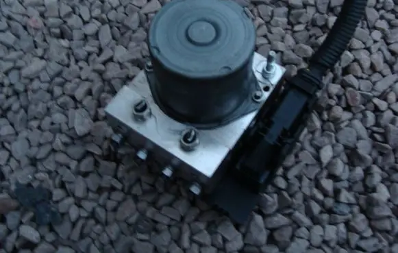 Nissan Qashqai ABS Pump 0265230686