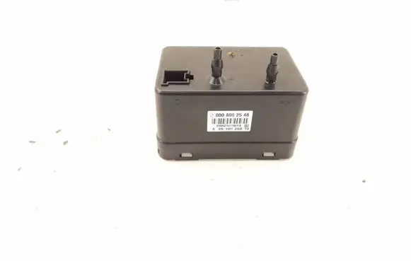 Mercedes-Benz E W211 Central locking vacuum pump 0008002548 A0008002548