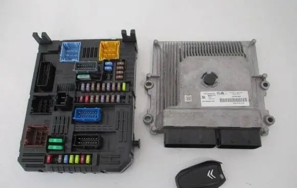 Citroen C3 Aircross Engine ECU kit and lock set 9819269980