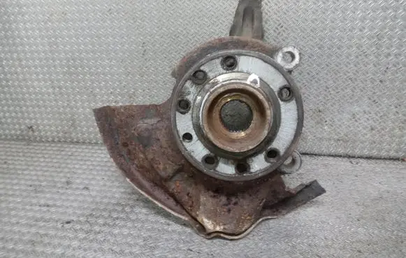 Opel Signum Front wheel hub spindle knuckle