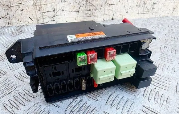 Mini Cooper Countryman R60 Fuse module 9240945
