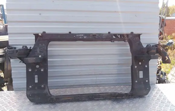 Top upper radiator support slam panel