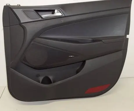 Hyundai Tucson TL Coupe rear side trim panel 