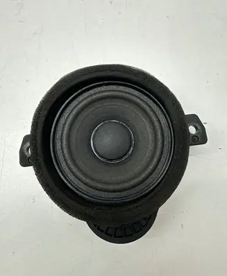 Volvo C40 Front door speaker 31456872 23W31D0232