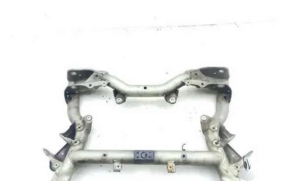 Mercedes-Benz E W212 Front subframe A0039981650