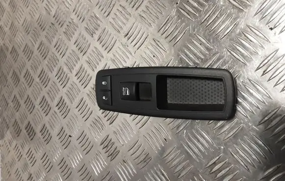 Jeep Grand Cherokee Electric window control switch