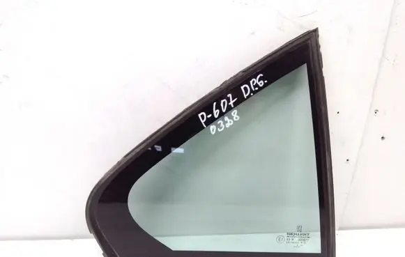 Peugeot 607 Rear side window