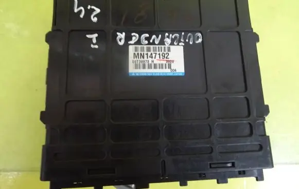 Mitsubishi Outlander Engine control unit/module E6T38973H MN147192
