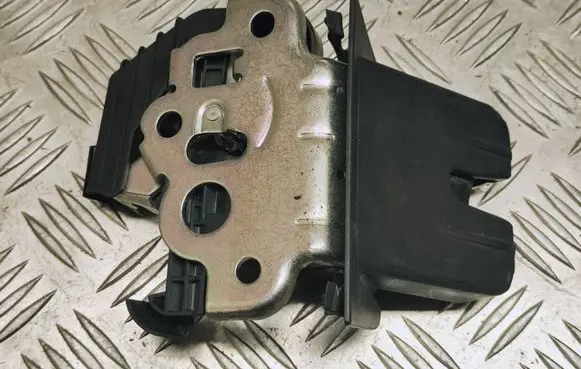 Audi A6 C7 Tailgate/trunk/boot lock/catch/latch 4G9827520