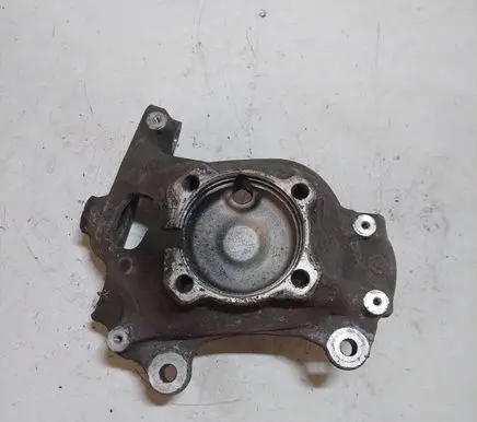 BMW 5 E60 E61 Front wheel hub 6760953