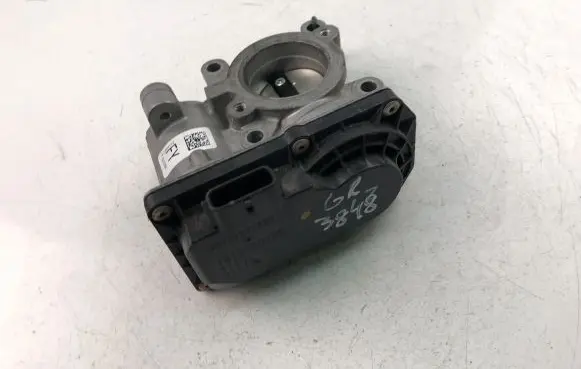 Renault Clio IV Throttle valve H8201171233