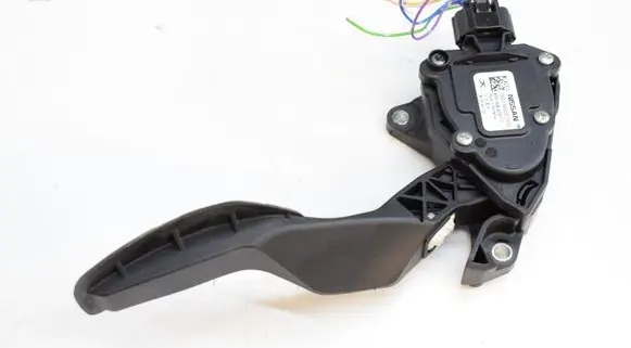 Dash center speaker trim cover