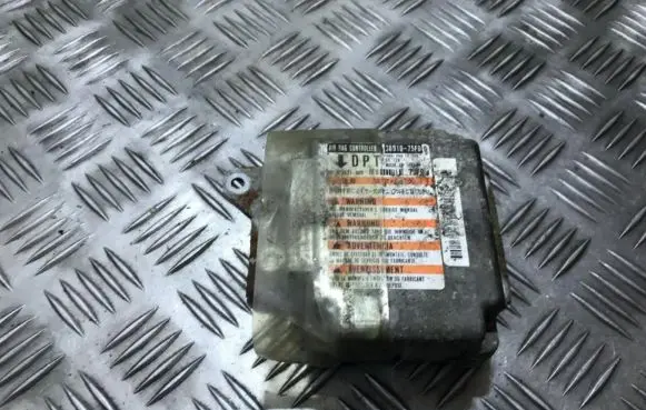 Suzuki Wagon R+ Airbag control unit/module 3891075f00 38910-75f00
