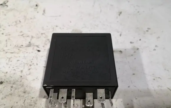 Volkswagen New Beetle Other relay 4B0955531A