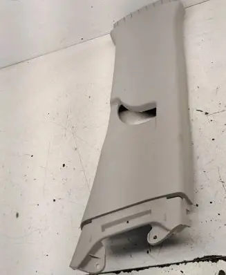 Toyota Yaris (B) pillar trim (top) 624110D180