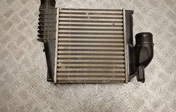 Peugeot 5008 II Intercooler radiator P9675627980
