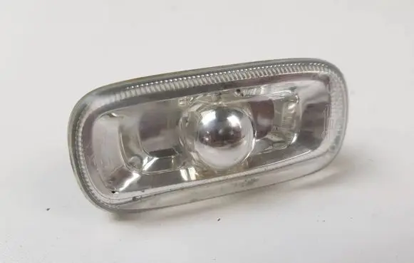 Audi A4 S4 B6 8E 8H Front fender indicator light 8E0949127