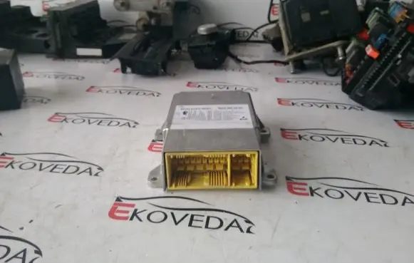 Mercedes-Benz E C207 W207 Airbag control unit/module A2079010300