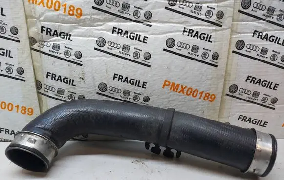 Volkswagen Golf V Intercooler hose/pipe 1K0145838S